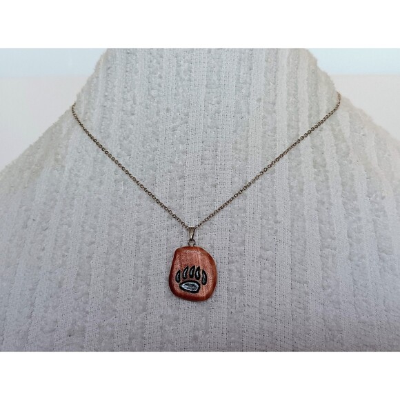 Vintage Natural Stone Bear Paw Pendant Necklace 18 in Silvertone Chain - Picture 1 of 11